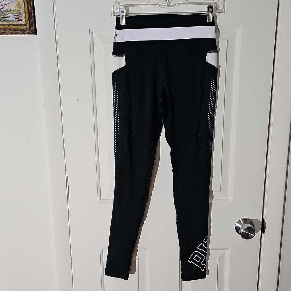 PINK Victoria's Secret Black‎ and White High Waist Leggings. NWT Pockets. SP